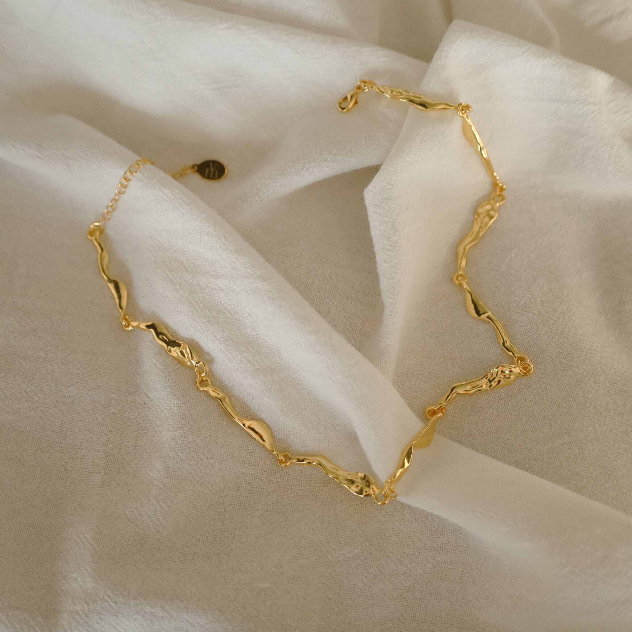 verrmae, navi necklace, gold irregular hammered link necklace, verrmae, necklaces, 18k gold plated jewellery, 18k gold plated necklace, 18k gold plated stainless steel, 18k gold plated, waterproof jewellery, vintage inspired jewellery, jewellery melbourne, jewellery, everyday jewellery, gold jewellery, gold necklace, gold plated necklace, gold plated jewellery, jewellery australia