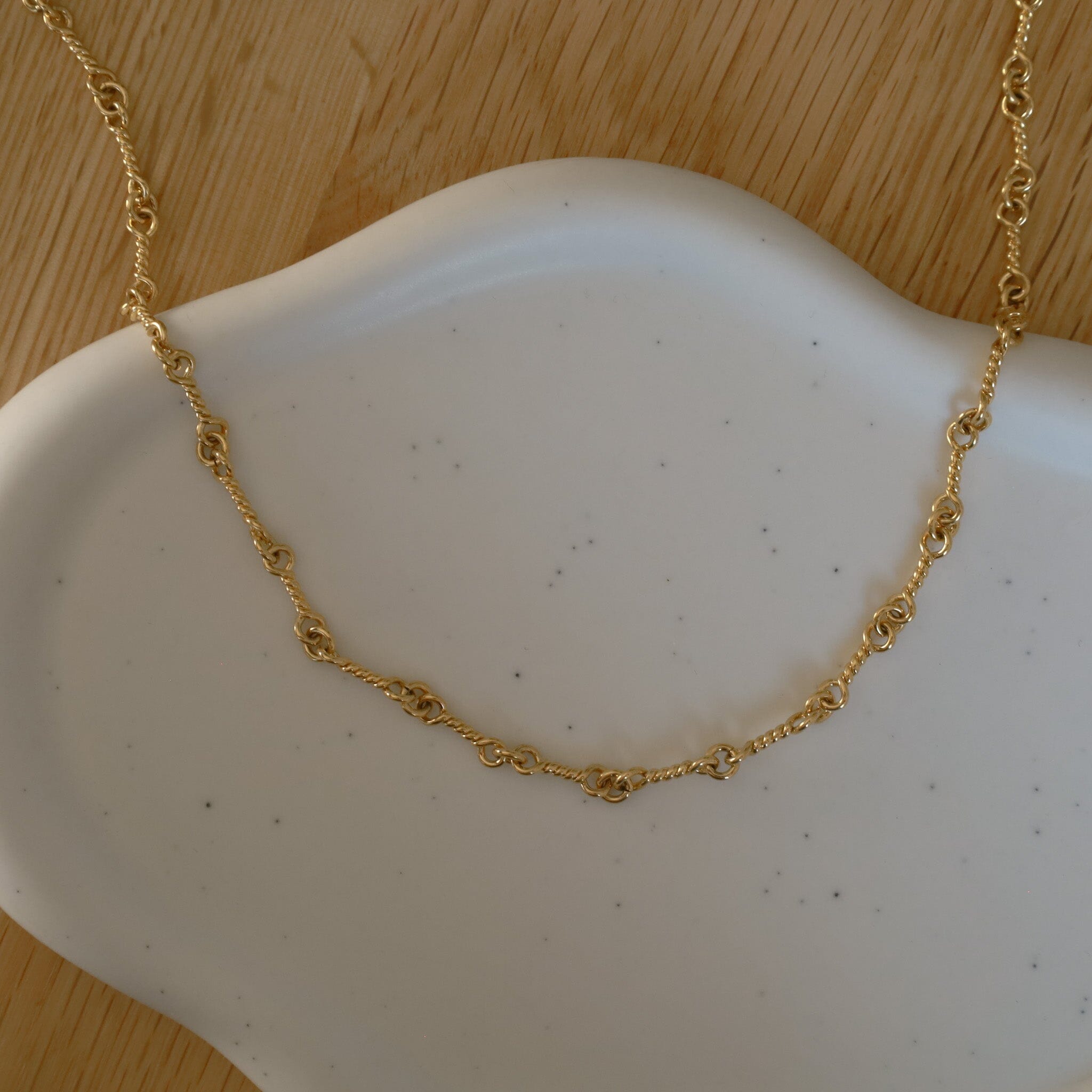 verrmae, nevan necklace, gold twisted interlocked link necklace, verrmae, necklaces, 18k gold plated jewellery, 18k gold plated necklace, 18k gold plated stainless steel, 18k gold plated, waterproof jewellery, vintage inspired jewellery, jewellery melbourne, jewellery, everyday jewellery, gold jewellery, gold necklace, gold plated necklace, gold plated jewellery, jewellery australia