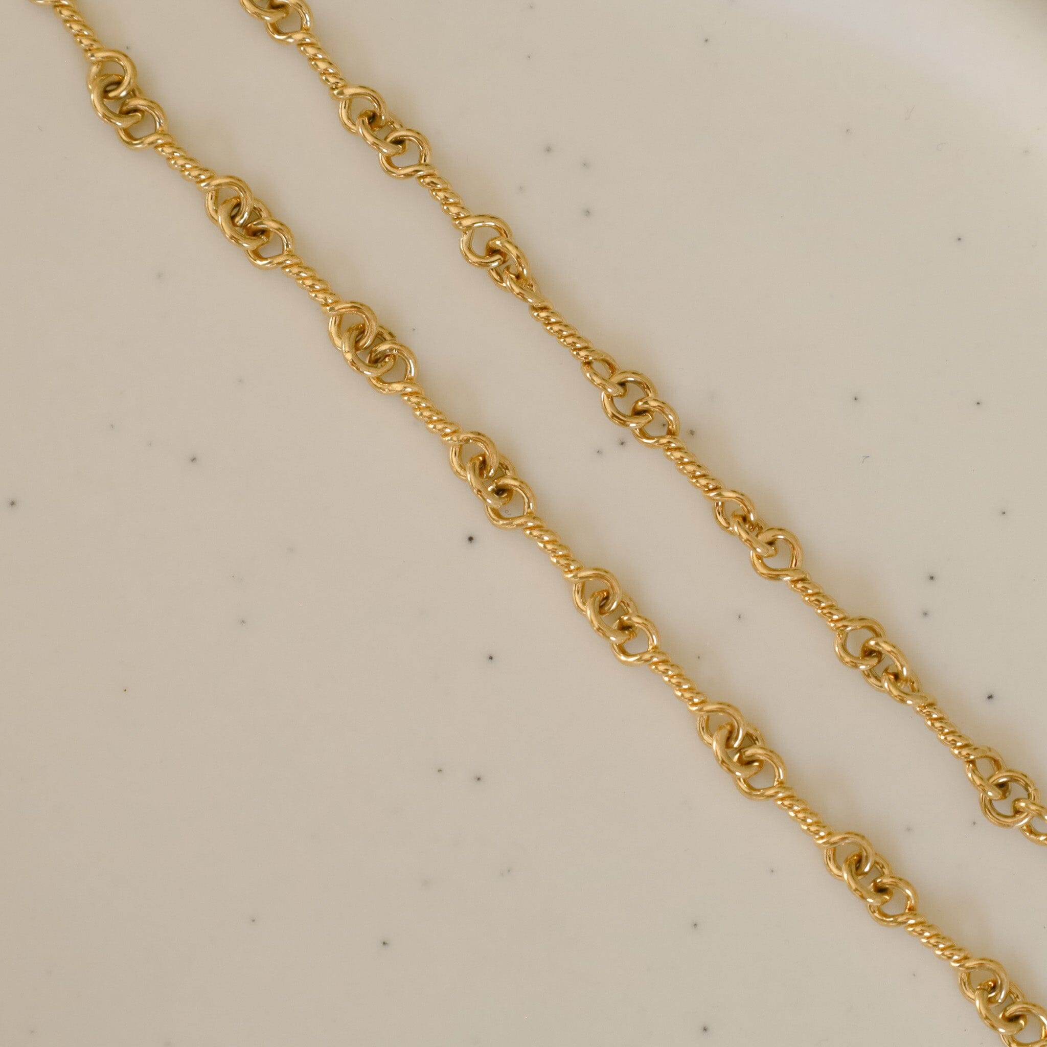 verrmae, nevan necklace, gold twisted interlocked link necklace, verrmae, necklaces, 18k gold plated jewellery, 18k gold plated necklace, 18k gold plated stainless steel, 18k gold plated, waterproof jewellery, vintage inspired jewellery, jewellery melbourne, jewellery, everyday jewellery, gold jewellery, gold necklace, gold plated necklace, gold plated jewellery, jewellery australia