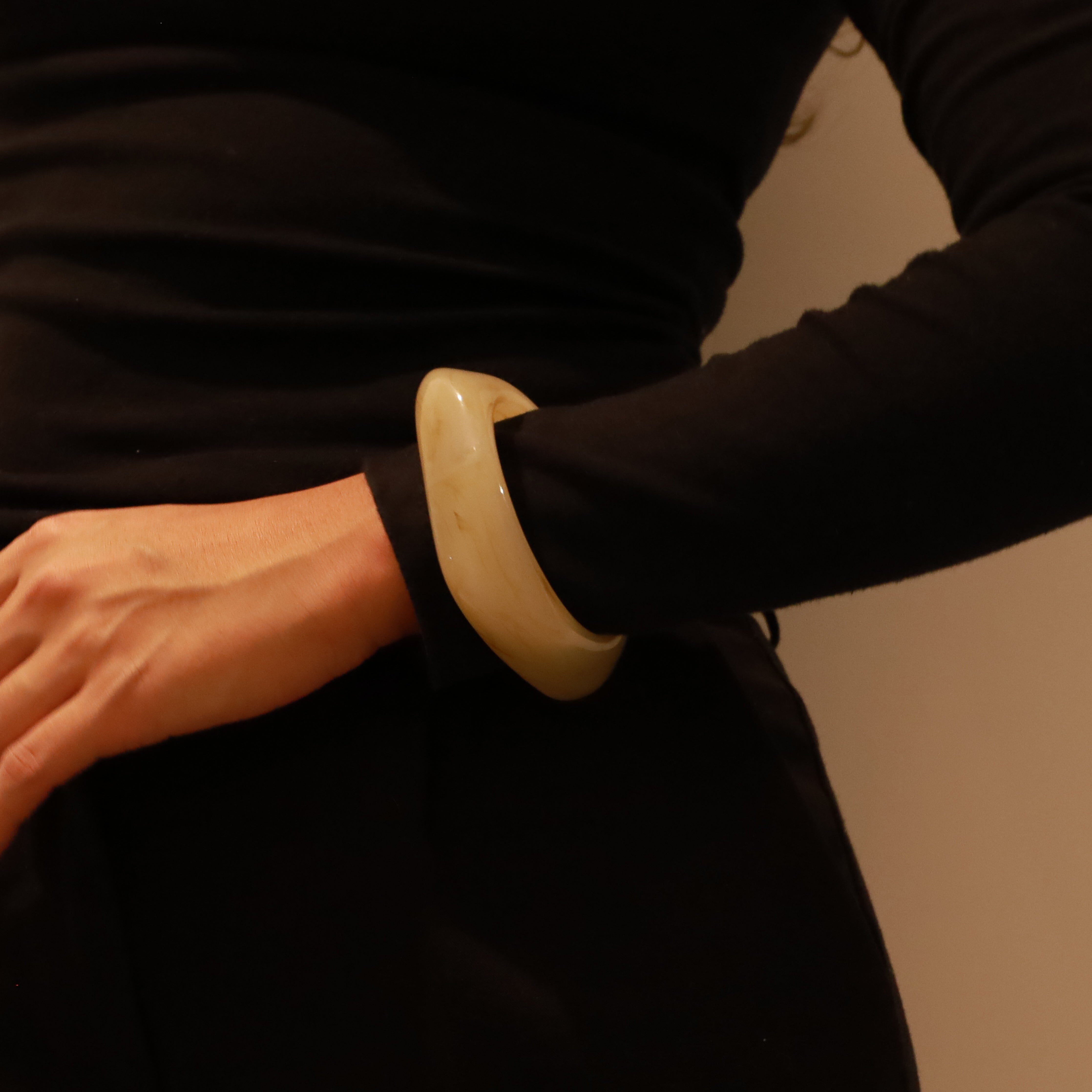 BINKA BEIGE/GREEN Bracelet verrmae