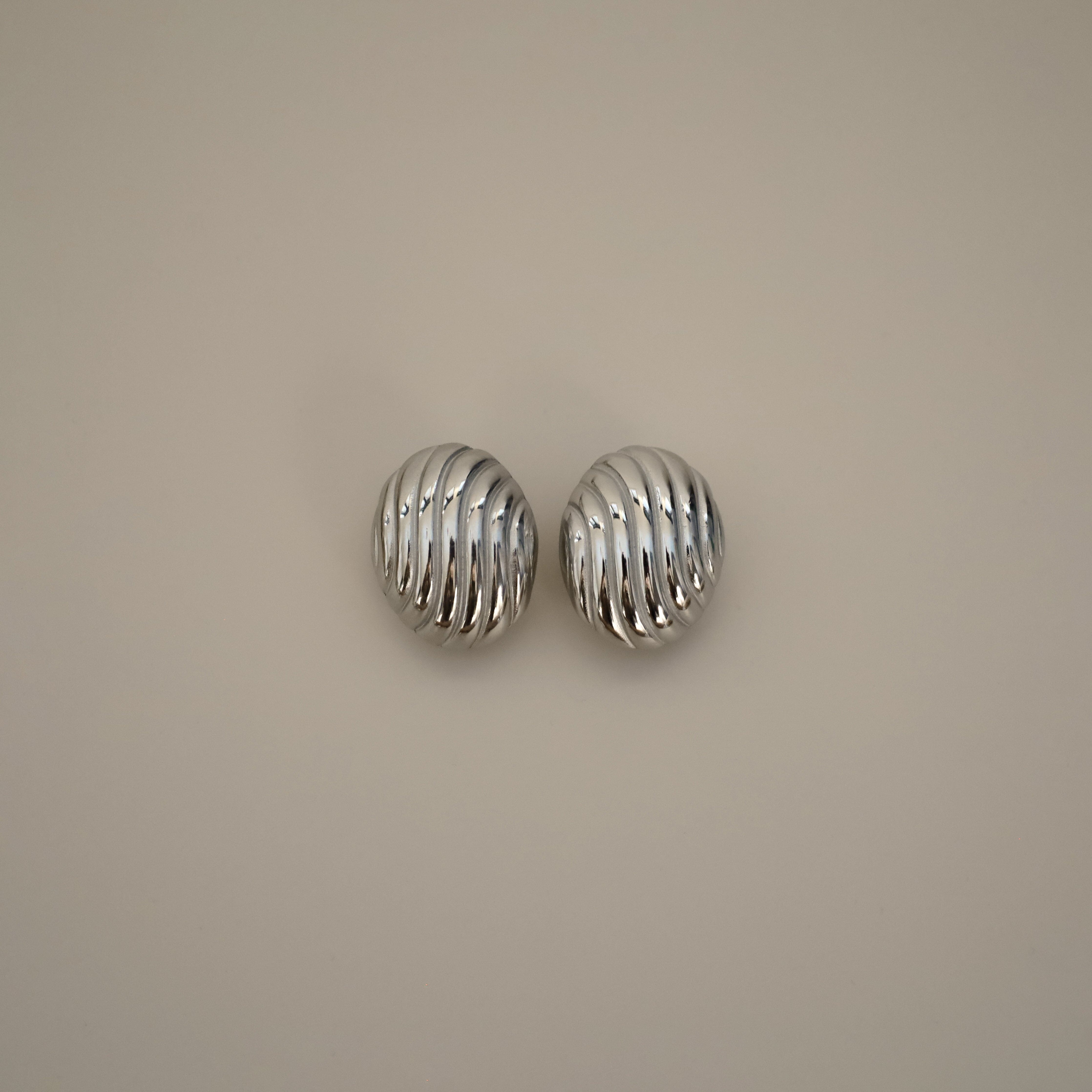 EDDIS SILVER Earrings Verrmae 