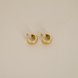 elluana hoops, thick gold hoop with a ribbed texture