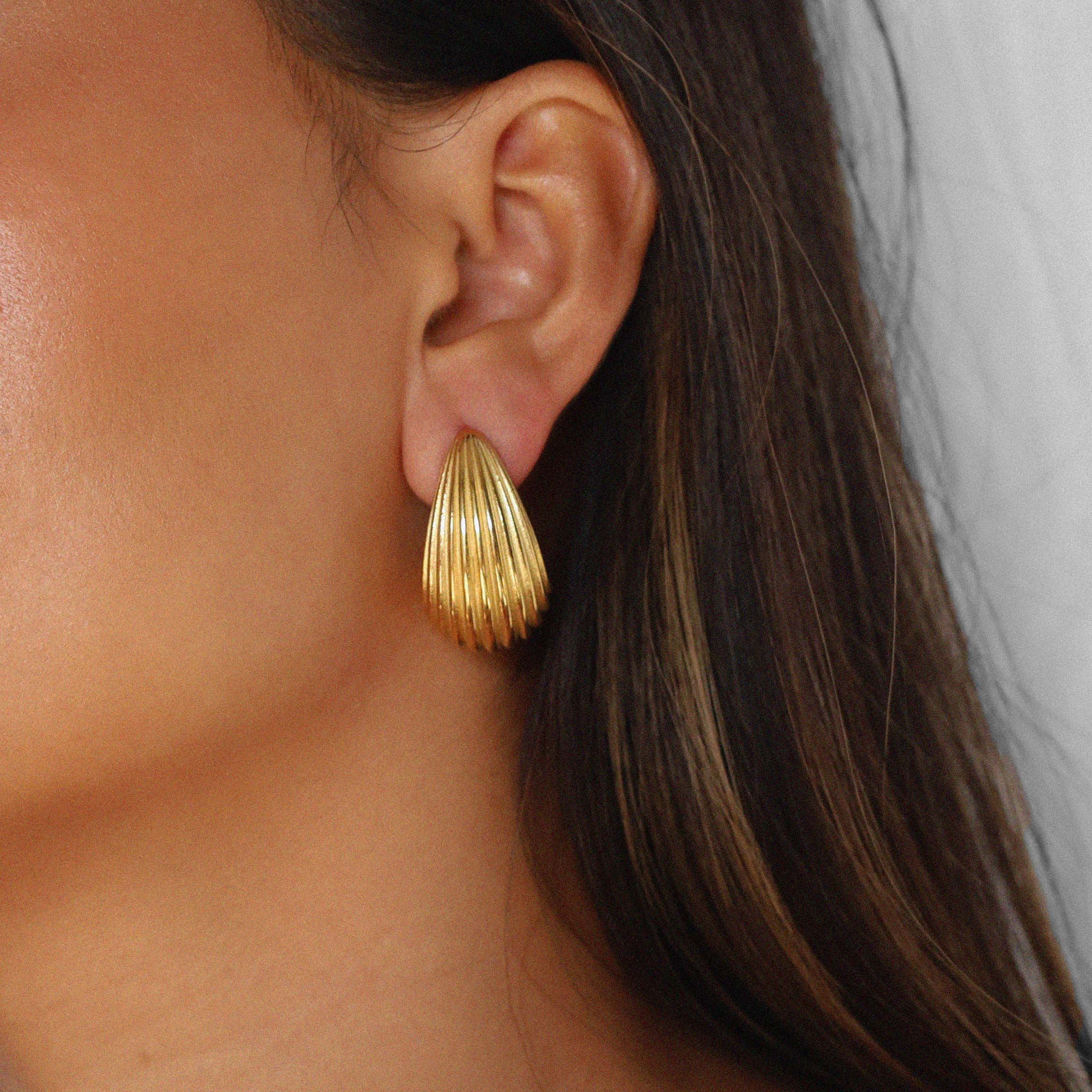 Esi Earrings, gold ribbed teardrop earrings