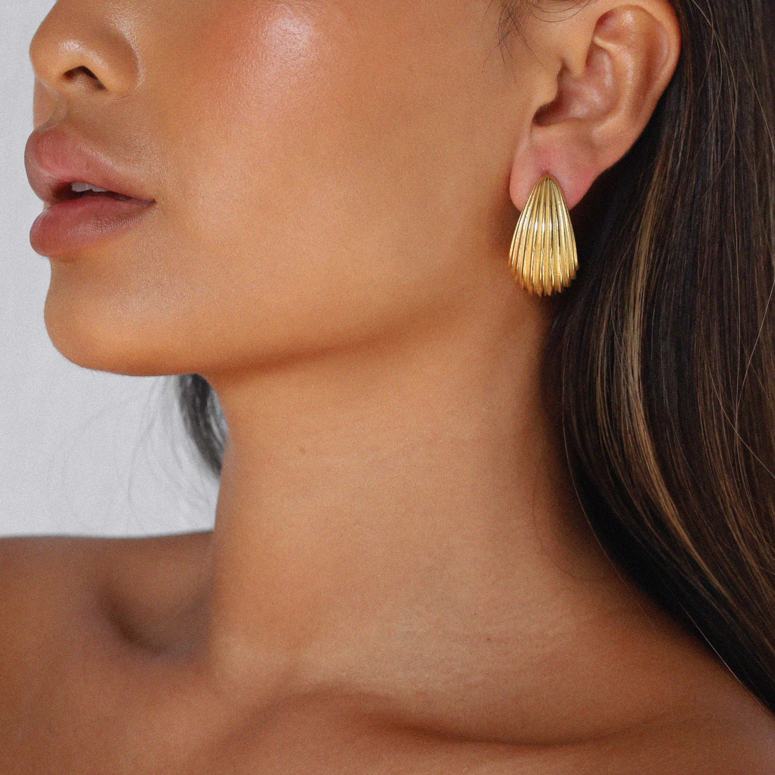 Esi Earrings, gold ribbed teardrop earrings