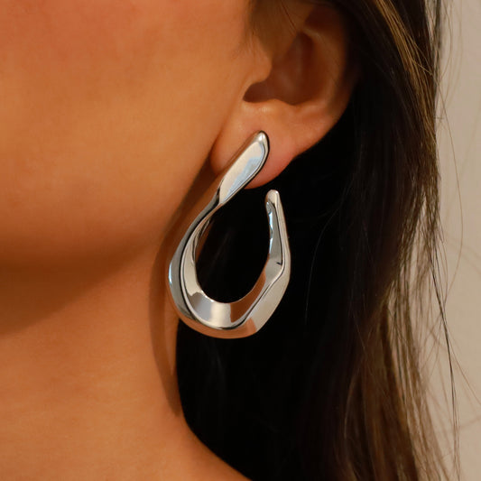 verrmae, elfer earrings, rhodium plated earrings, rhodium plated jewellery, hook like earrings, silver earrings