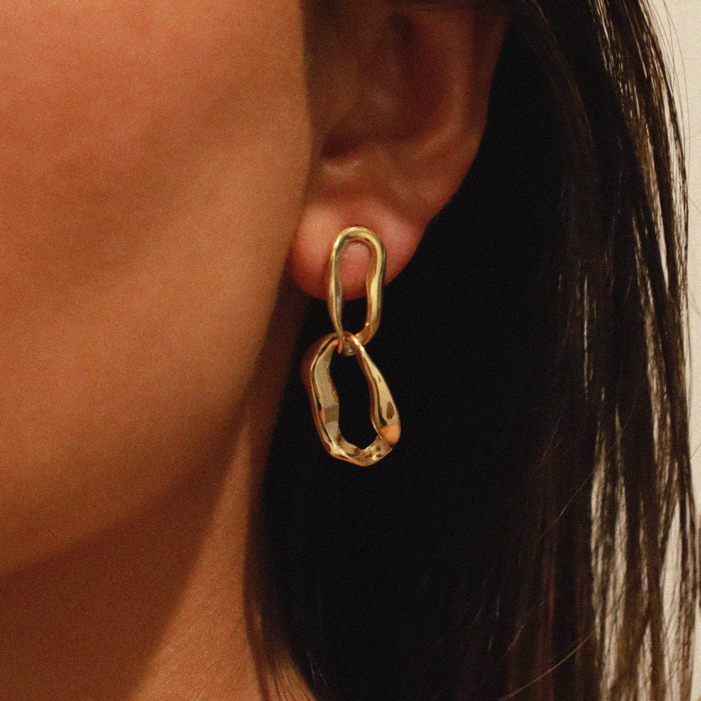 verrmae, enrika earrings, earrings with two oval irregular textured links, earrings, 18k gold plated jewellery, 18k gold plated earrings, 18k gold plated stainless steel, 18k gold plated, waterproof jewellery, vintage inspired jewellery, vintage inspired earrings, jewellery melbourne, jewellery, statement jewellery, everyday jewellery, gold jewellery, gold earrings, gold plated earrings, gold plated jewellery, jewellery australia